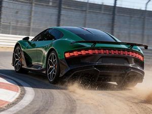 Wujud Hypercar Buatan Produsen Sedot Debu yang Speknya Sekelas Porsche