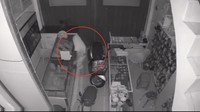Santri Bobol Konter di Enrekang Terekam CCTV, Gasak HP-Uang Rp 4 Juta