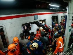 Tabrakan KA Argo Bromo dan KRL di Bekasi Timur, Netizen Kirim Doa