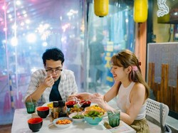 Kencan Pertama, Pria Ini Kaget Teman Wanitanya sampai Bungkus Makanan!