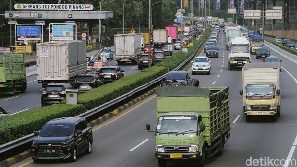 Pajak Jalan Tol Belum Berlaku, Tunggu Ekonomi Membaik