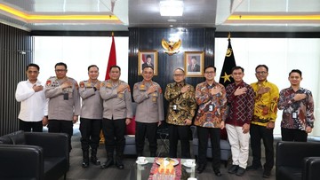 Dukung Pembangunan Nasional, Kapolda Sumsel Jamin Keamanan Infrastruktur PLN