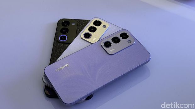 Realme C100