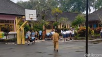 Kesurupan Beruntun di SMPN 1 Selat Karangsem, Siswa Histeris Sejak Jumat