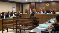 Sidang Putusan 2 Terdakwa Kasus Korupsi LNG Digelar 4 Mei