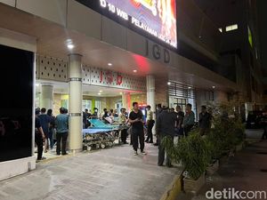 Korban Tabrakan 2 Kereta Dievakuasi ke RS, Salah Satunya RSUD Bekasi