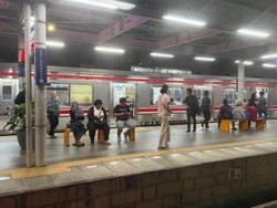Ada Tabrakan di Stasiun Bekasi Timur, Perjalanan Kereta di Jatinegara Tertahan