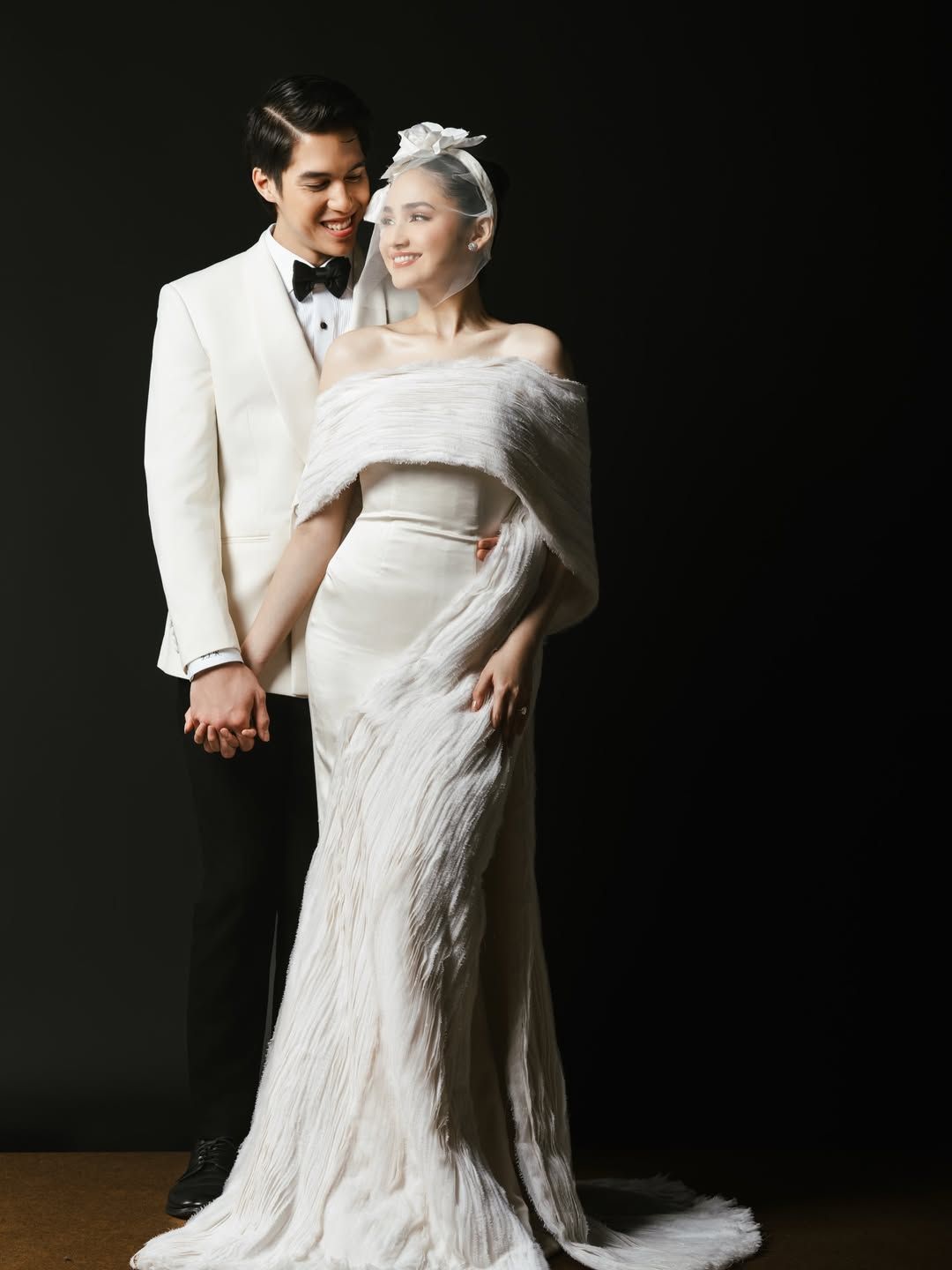 Deretan sumber kekayaan pasangan muda, El Rumi dan Syifa Hadju yang baru menikah