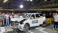 Ini Alasan Chery Rutin Lakukan Crash Test Mobil Secara Mandiri