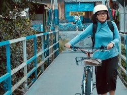 Ngalam Mbois: Kisah Verra Tinggalkan Motor dan Pilih Gowes Setiap Hari