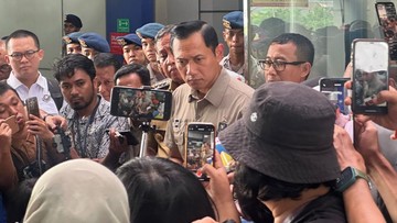 AHY Datangi Stasiun Bekasi Timur, Soroti Banyaknya Perlintasan Sebidang