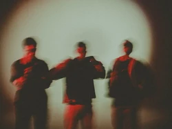 Asmara Jatuh Cinta dengan Cara Beda di Belajar Romantis