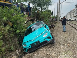 Nasib Sopir Taksi yang Terlibat dalam Kecelakaan Kereta di Bekasi