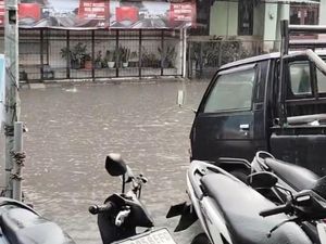 Hujan Deras Guyur Kota Malang, 15 Titik Terendam Banjir