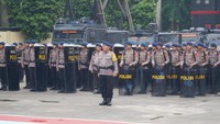 Brimob Polda Metro Periksa Kesiapan Pasukan Sambut Pelayanan May Day 2026