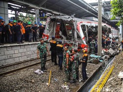 19 Perjalanan KA Batal Usai Laka Maut Argo Bromo Vs KRL, 7 dari Jatim