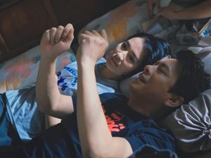 Intip Chemistry Bikin Gemas Dilan dan Ancika Di Balik Layar Dilan ITB 1997