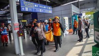 Update Tabrakan KA Argo Bromo Anggrek Vs KRL di Bekasi: 14 Orang Tewas