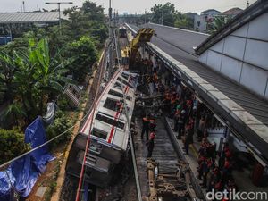 Identitas 10 Korban Tewas Kecelakaan KA Argo Bromo Vs KRL di Bekasi
