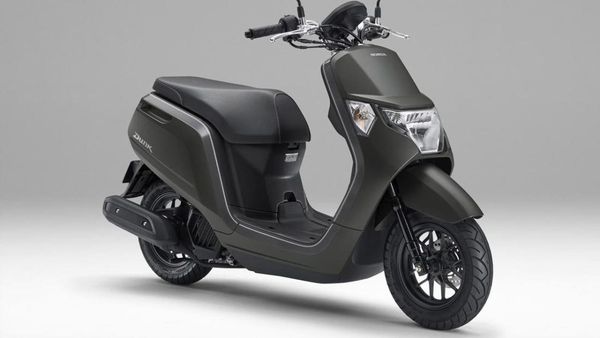 Wujud Skutik Terbaru Honda yang Konsumsi BBM-nya 75 Km/Liter