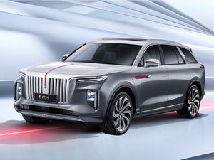 Harga Hongqi E-HS9 di Indonesia Bikin Kaget!