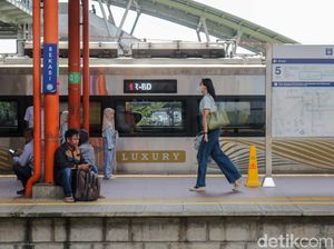 Jabar Hari Ini: Gangguan Perjalanan KA Imbas Tragedi Maut Bekasi
