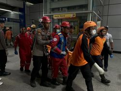 Update: Korban Kecelakaan Kereta di Bekasi Jadi 7 Orang Tewas