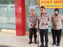 RS Polri Masih Identifikasi 10 Jenazah Korban Kecelakaan Kereta Bekasi