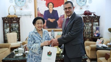 Bertemu Kuasa Usaha Kedubes, Megawati Kenang Tolak Serangan AS ke Irak