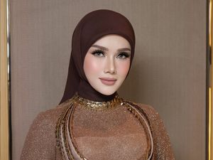 5 Potret Mulan Jameela di Resepsi El Rumi-Syifa Hadju, Gaunnya Curi Atensi