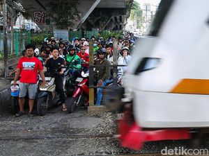 Usai Tragedi Stasiun Bekasi Timur, Pemda-Pusat Harus Sinergi Tangani Perlintasan Liar