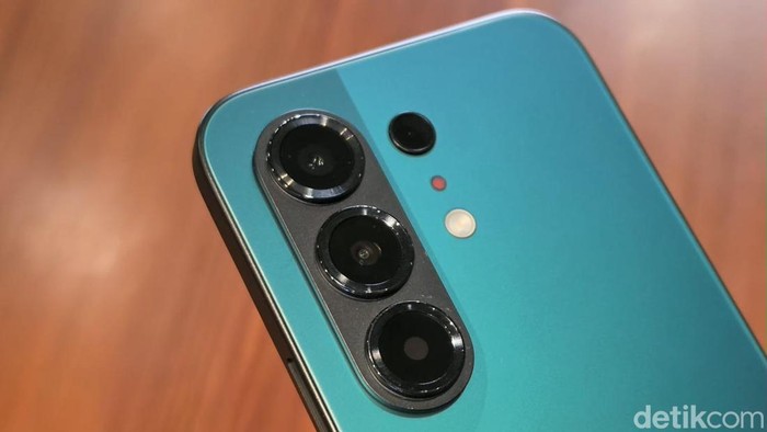 Tecno Camon 50