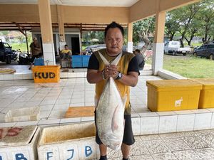 Ganjaran Manis Wartono Usai Tabah Melaut di Tengah Paceklik