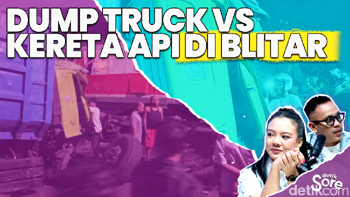 Video: Dump Truck Vs Kereta Api di Blitar, Tak Ada Korban Jiwa