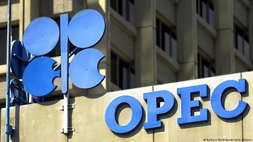 OPEC+ Sepakat Tahan Produksi Minyak