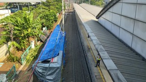 Video: Stasiun Bekasi Timur Masih Ditutup Imbas Insiden Tabrakan Kereta