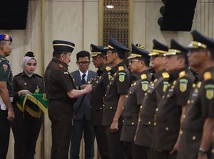 Jaksa Agung Lantik 14 Kajati-Pejabat Kejagung: Tak Boleh Kerja Biasa-biasa Saja