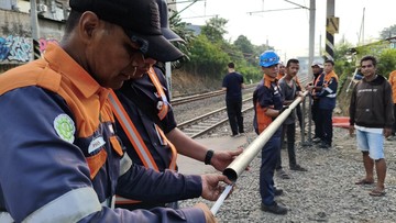 Kata Warga soal Perlintasan TKP Taksi Tertemper KRL di Bekasi Dipalang Besi