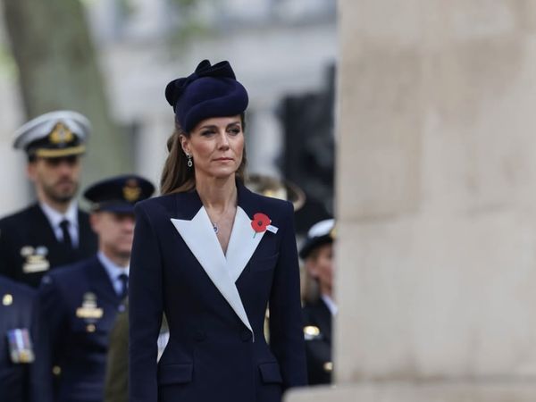 Kate Middleton Tiru Gaya Putri Diana 31 Tahun Lalu, Pancarkan Aura Ratu