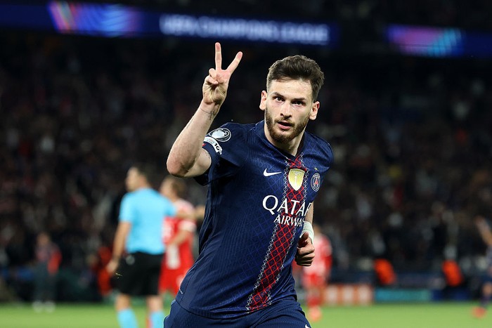 PARIS, FRANCE - APRIL 28: Khvicha Kvaratskhelia of Paris Saint-Germain celebrates scoring his teams fourth goal during the UEFA Champions League 2025/26 Semi Final First Leg match between Paris Saint-Germain and FC Bayern München at Parc des Prince
