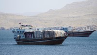 Iran-AS Bakal Buka Selat Hormuz, Harga Minyak hingga Dolar AS Turun