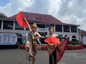 Aksi 10 Jam Menari Tanpa Henti, dari Musi Menuju Panggung Dunia