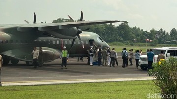 Prabowo Kembali ke Jakarta Usai Groundbreaking 13 Proyek Hilirisasi di Cilacap