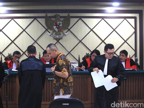 Riva Siahaan Tempuh Banding, Sidang Hadirkan Empat Saksi