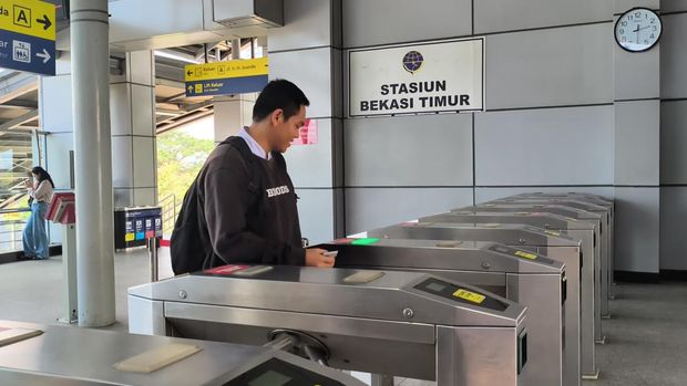 Stasiun Bekasi Timur kembali dibuka untuk penduduk (Kurniawan/detikcom)