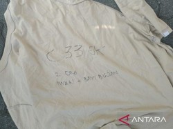 Momen Penghuni Apartemen Terbakar Tulis Pesan di Baju, Ada Bayi di Atas