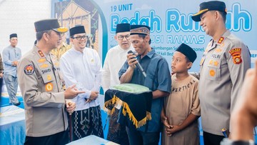 Kapolda Sumsel Resmikan Bedah Rumah di Musi Rawas, Warga Apresiasi Beri Gethuk