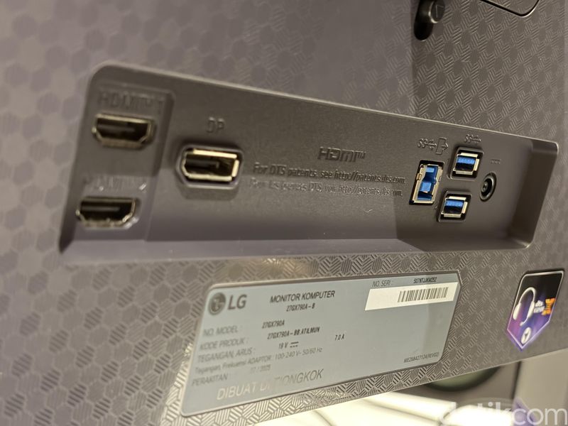 LG UltraGear 27GX704A-B