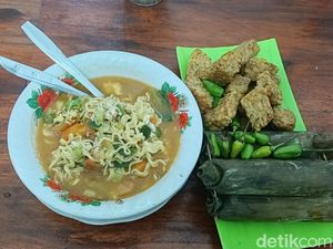 Jual Mi Rebus di Indramayu, Wasja Raup Omzet Rp 2,4 Juta Semalam