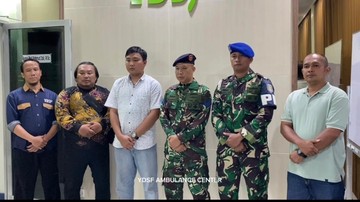 Viral Oknum TNI AL Lawan Arah dan Gebrak Ambulans di Surabaya, Kini Minta Maaf